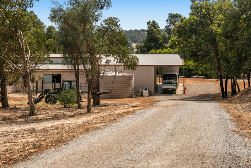 307 Chittering Road, BULLSBROOK, WA 6084