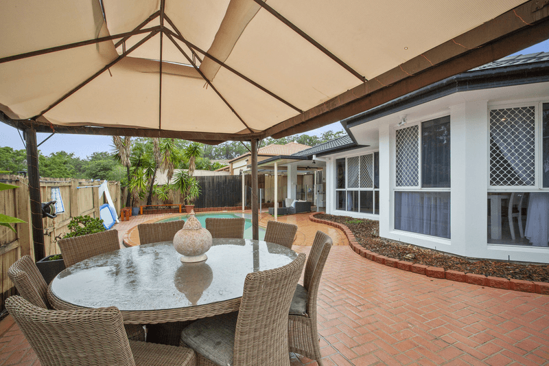 2 Sirec Way, Burleigh Heads, QLD 4220