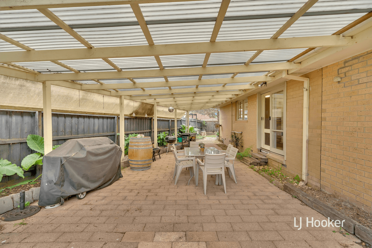 2 Norham Court, BERWICK, VIC 3806