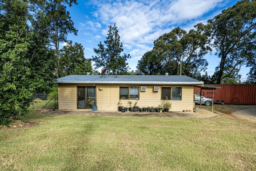 170 Barmoya Road, The Caves, QLD 4702