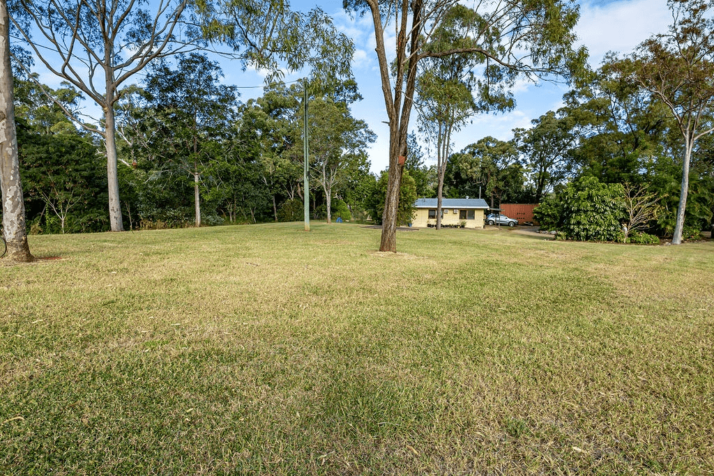 170 Barmoya Road, The Caves, QLD 4702