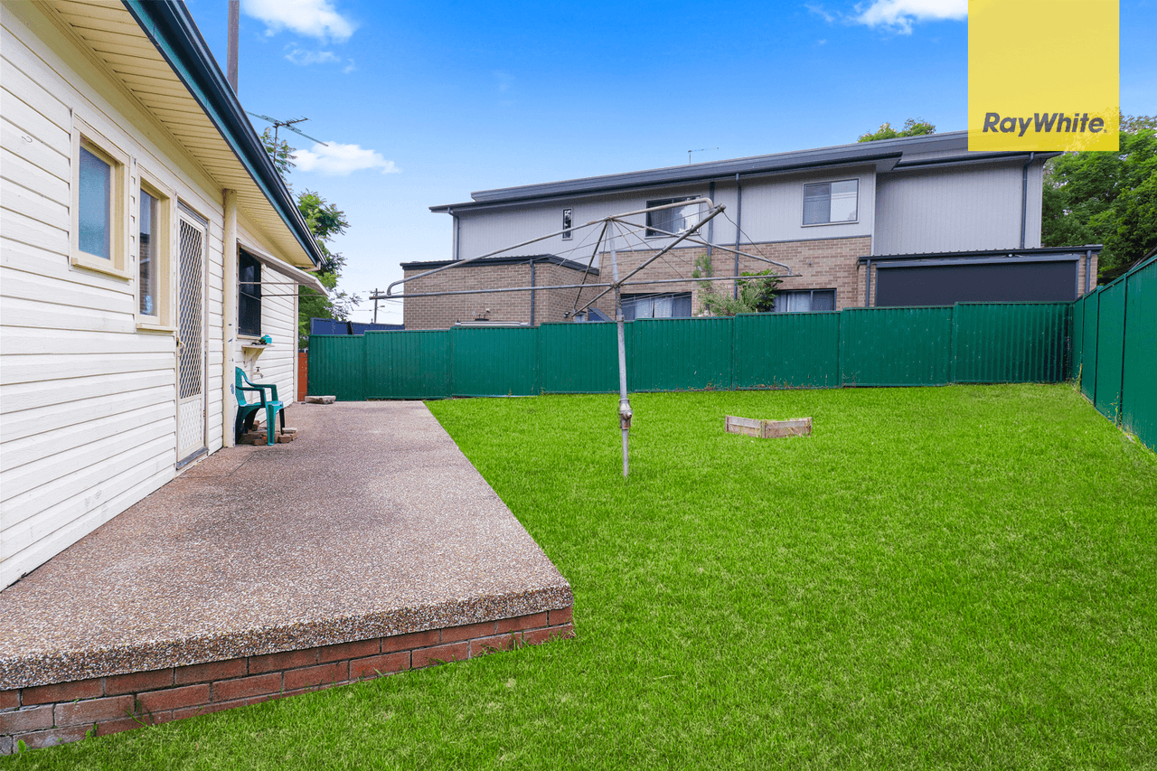 29 Burrabogee Road, PENDLE HILL, NSW 2145