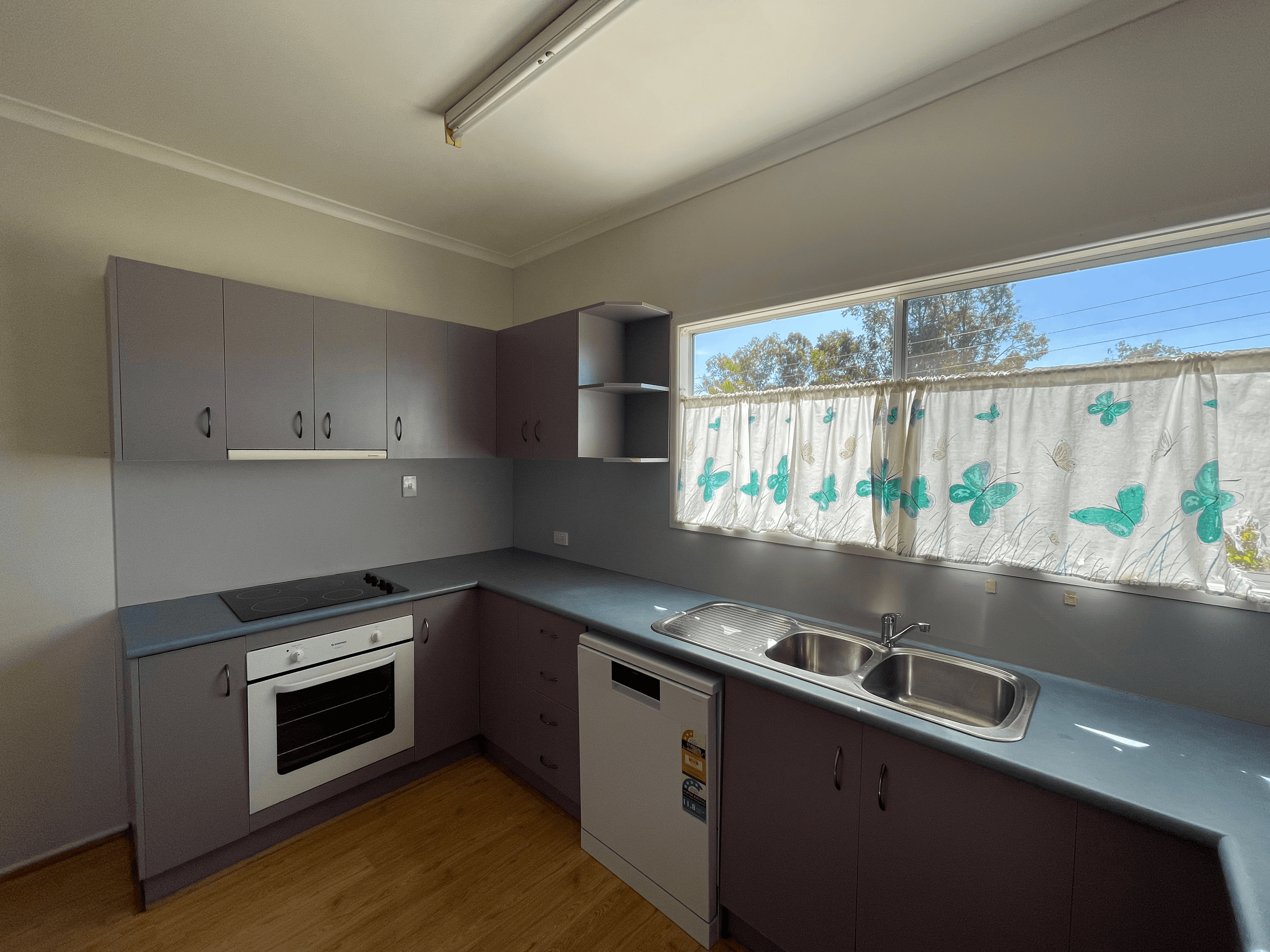 18 Jackson Avenue, MORANBAH, QLD 4744