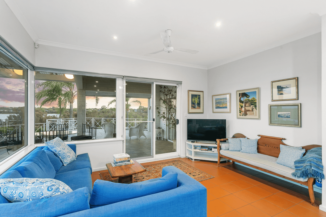 7  Salter Point Parade, SALTER POINT, WA 6152