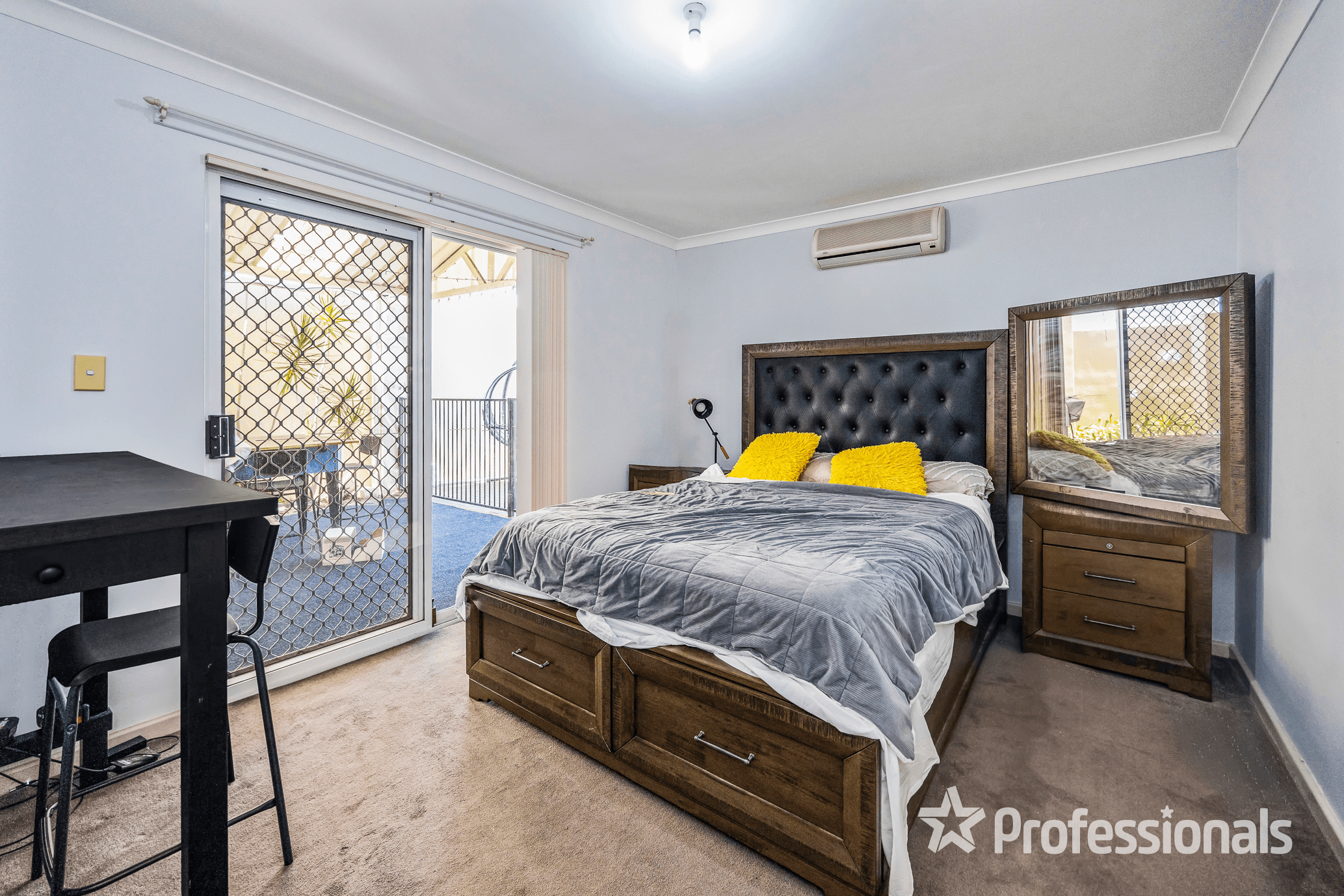 22 Naturaliste Grove, BALLAJURA, WA 6066