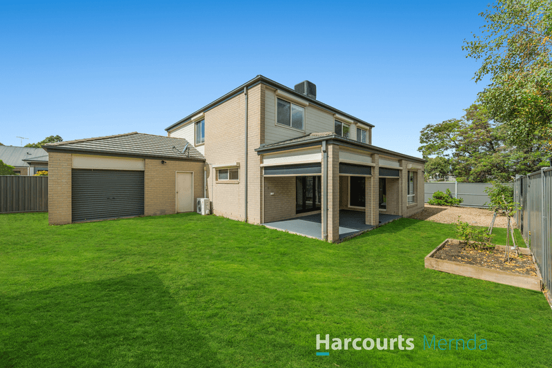 22 Riordan Crescent, MERNDA, VIC 3754