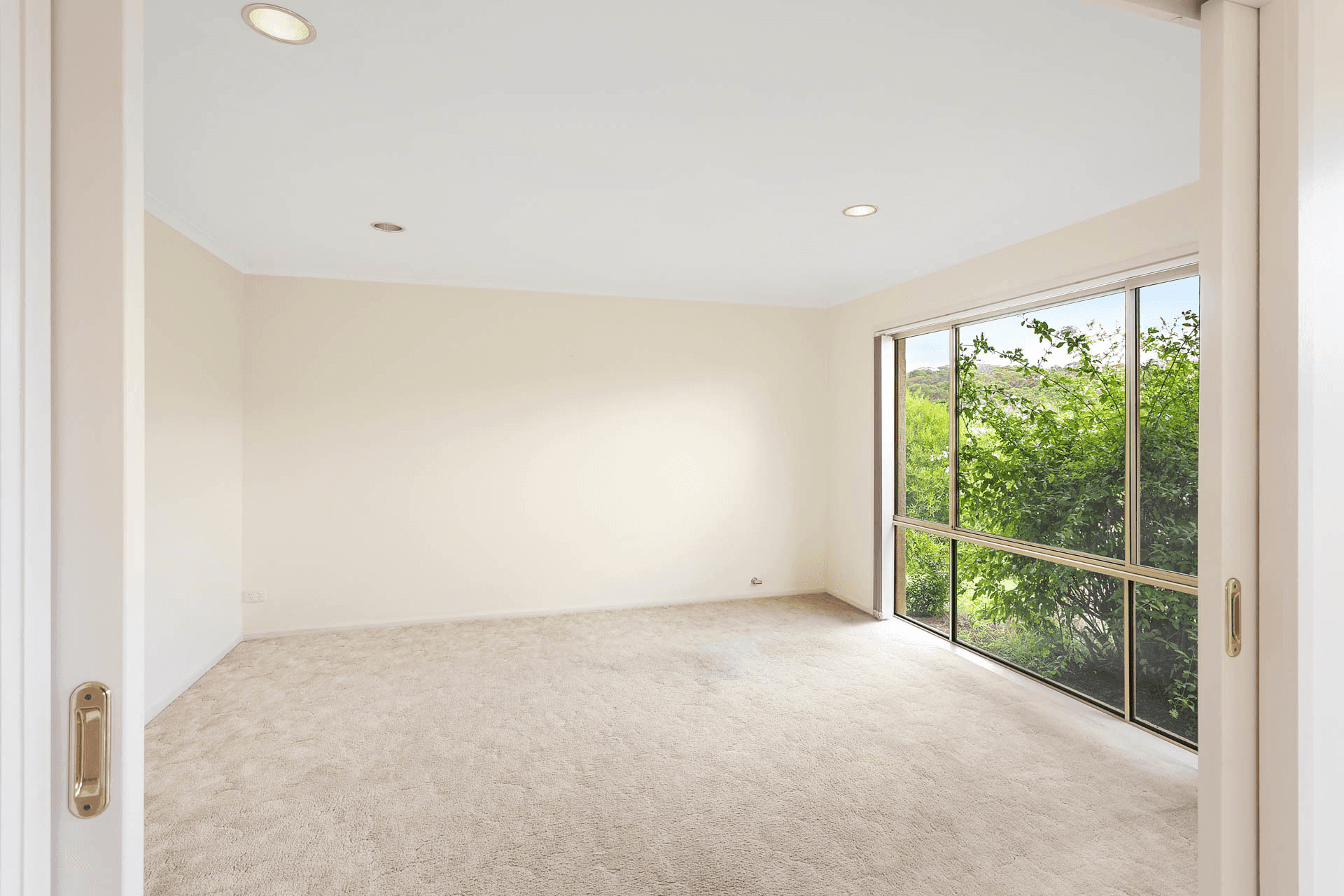 147 Headland Drive, Tura Beach, NSW 2548