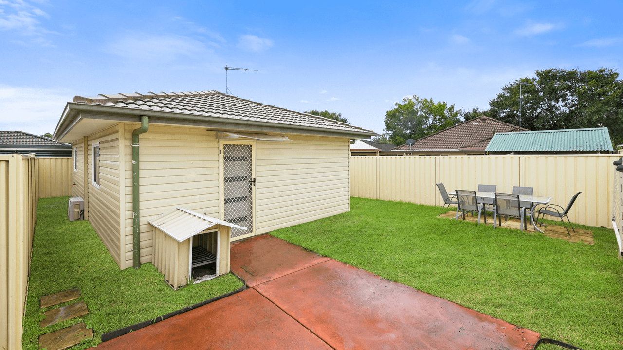 29 & 29a Watkins Crescent, CURRANS HILL, NSW 2567