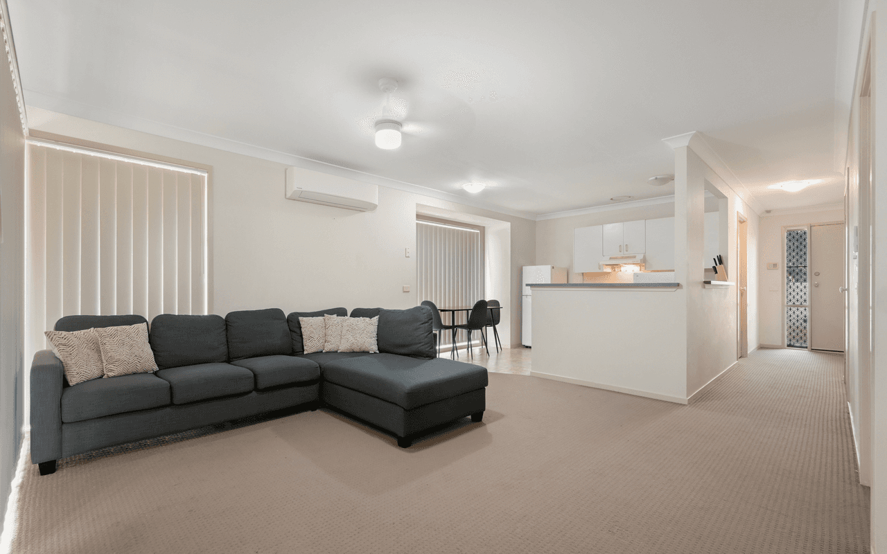 29 & 29a Watkins Crescent, CURRANS HILL, NSW 2567