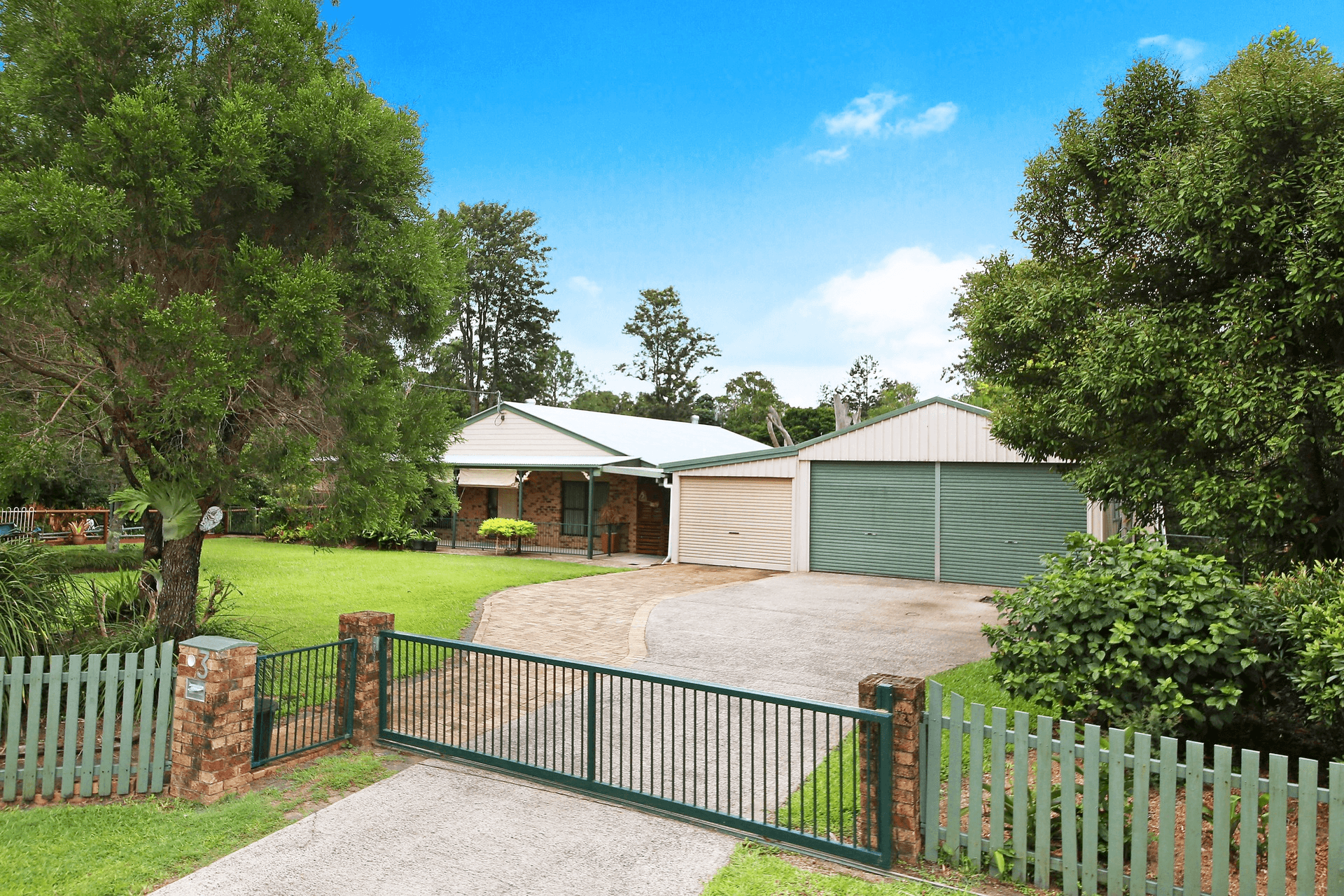 3 Eric Court, Mooloolah Valley, QLD 4553