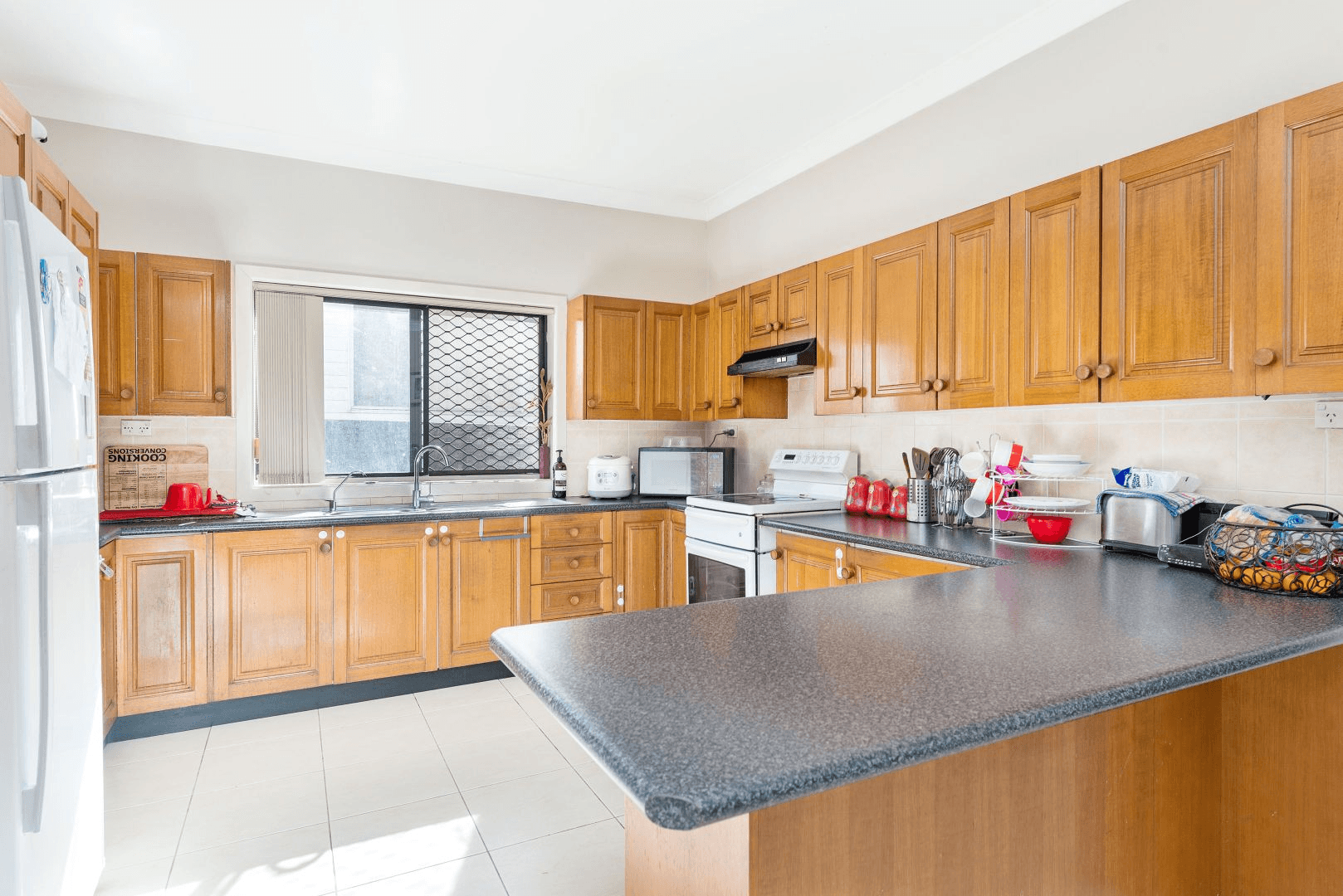 5 Skyline Street, GREENACRE, NSW 2190