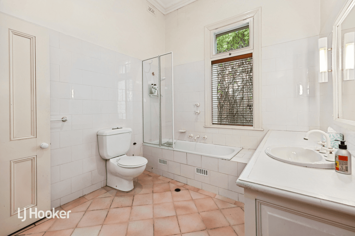 302 Kensington Road, LEABROOK, SA 5068