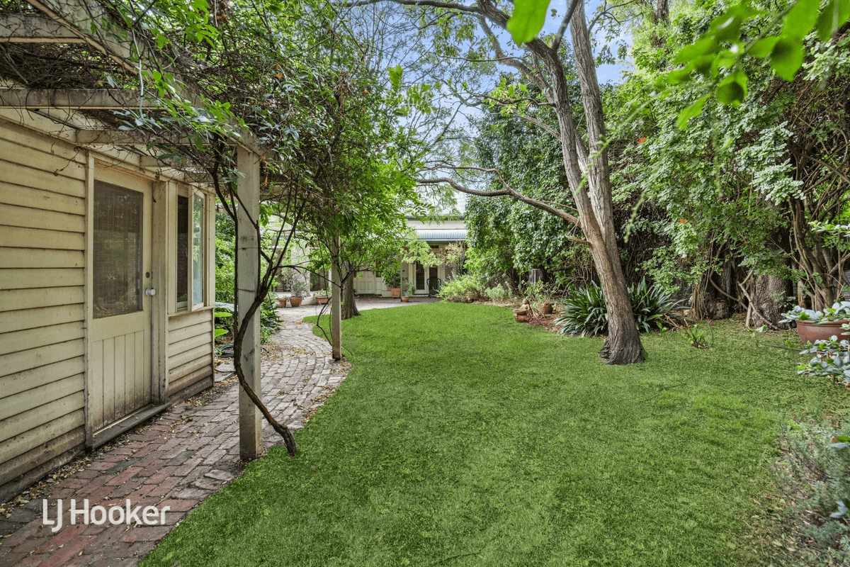 302 Kensington Road, LEABROOK, SA 5068