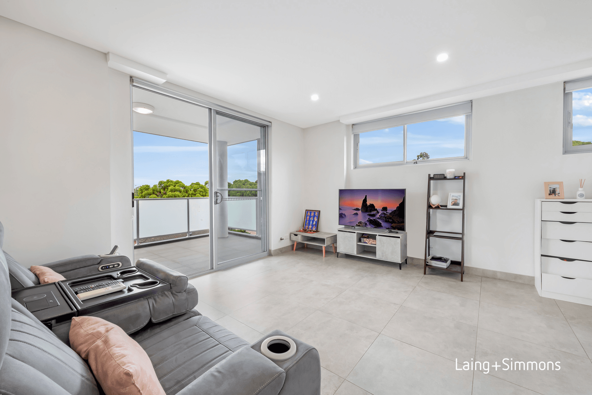 16/12-14 Belinda Place, Mays Hill, NSW 2145