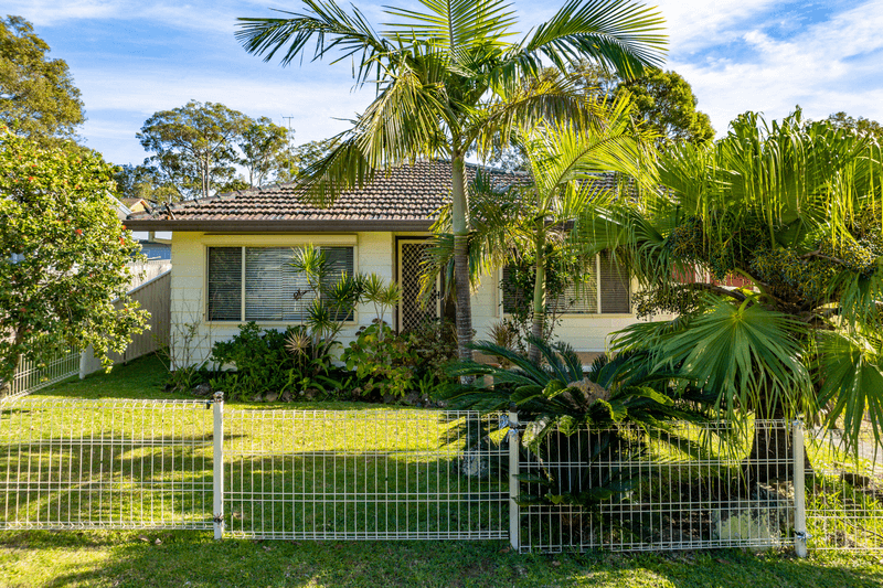 12 Kapala Avenue, SUMMERLAND POINT, NSW 2259