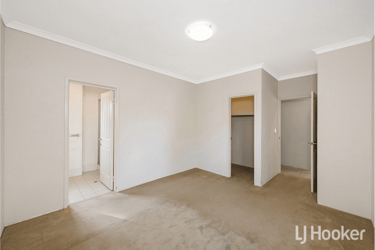 3/6 Valley Road, HALLS HEAD, WA 6210