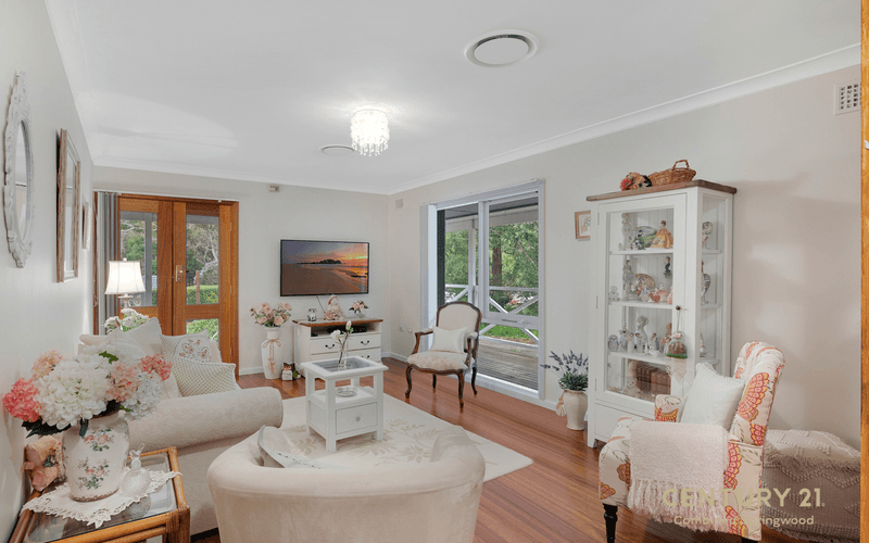 18 Birdwood Avenue, Winmalee, NSW 2777