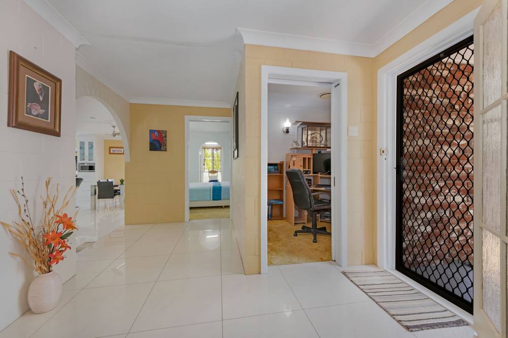 1 Danastas Avenue, EIMEO, QLD 4740
