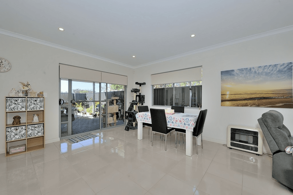 34 Rivington Entrance, AVELEY, WA 6069