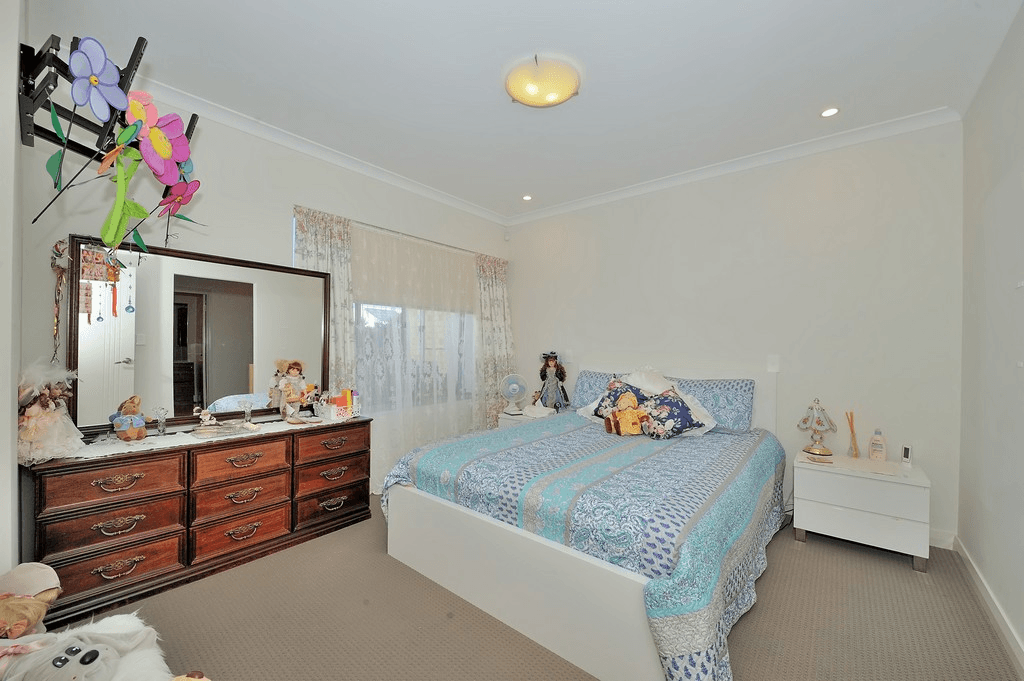 34 Rivington Entrance, AVELEY, WA 6069