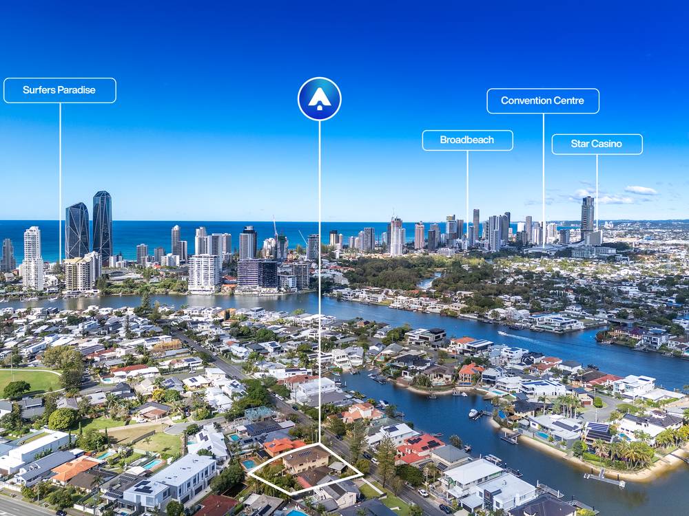 45 Salerno Street, Isle Of Capri, QLD 4217