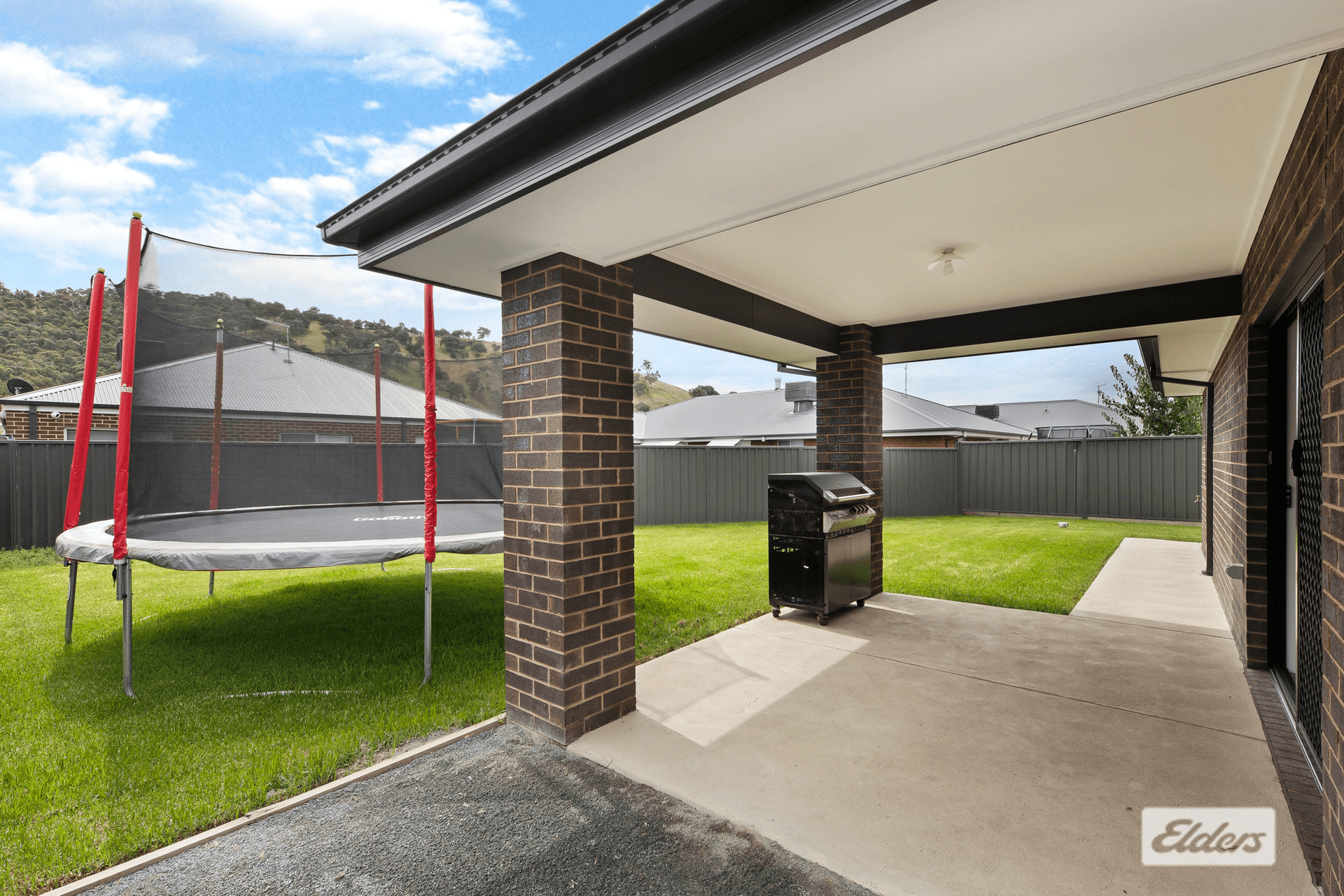 15 Henricks Street, Killara, VIC 3691