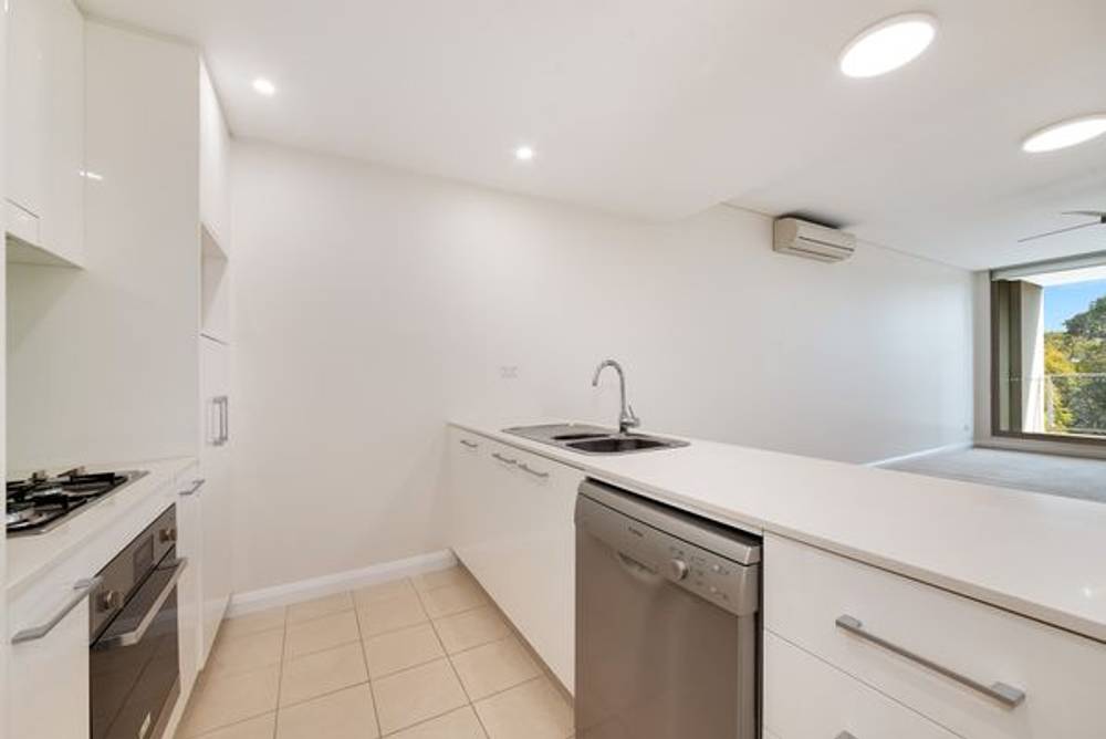 302/8 Duntroon Avenue, ST LEONARDS, NSW 2065