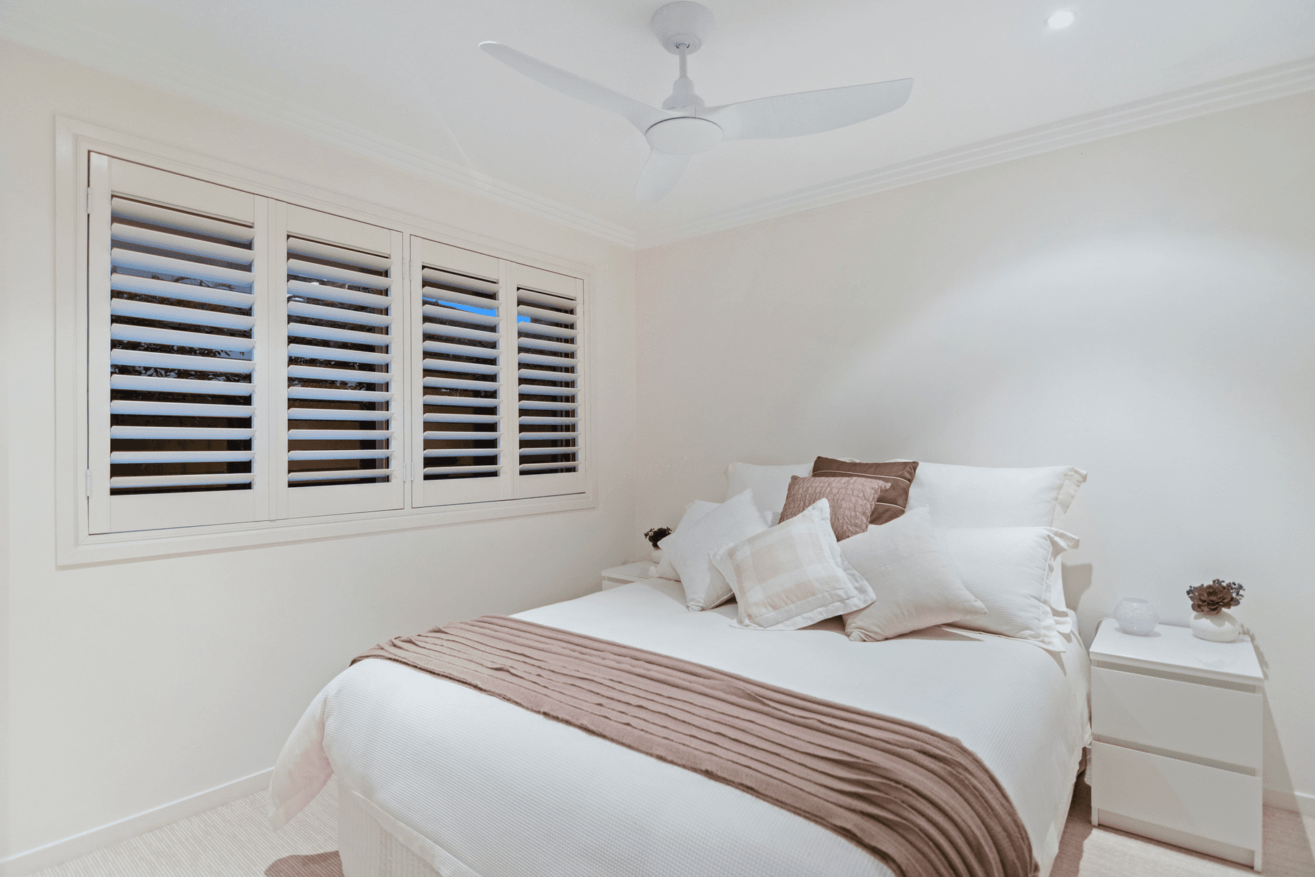 19 Shearwater Street, Burleigh Waters, QLD 4220