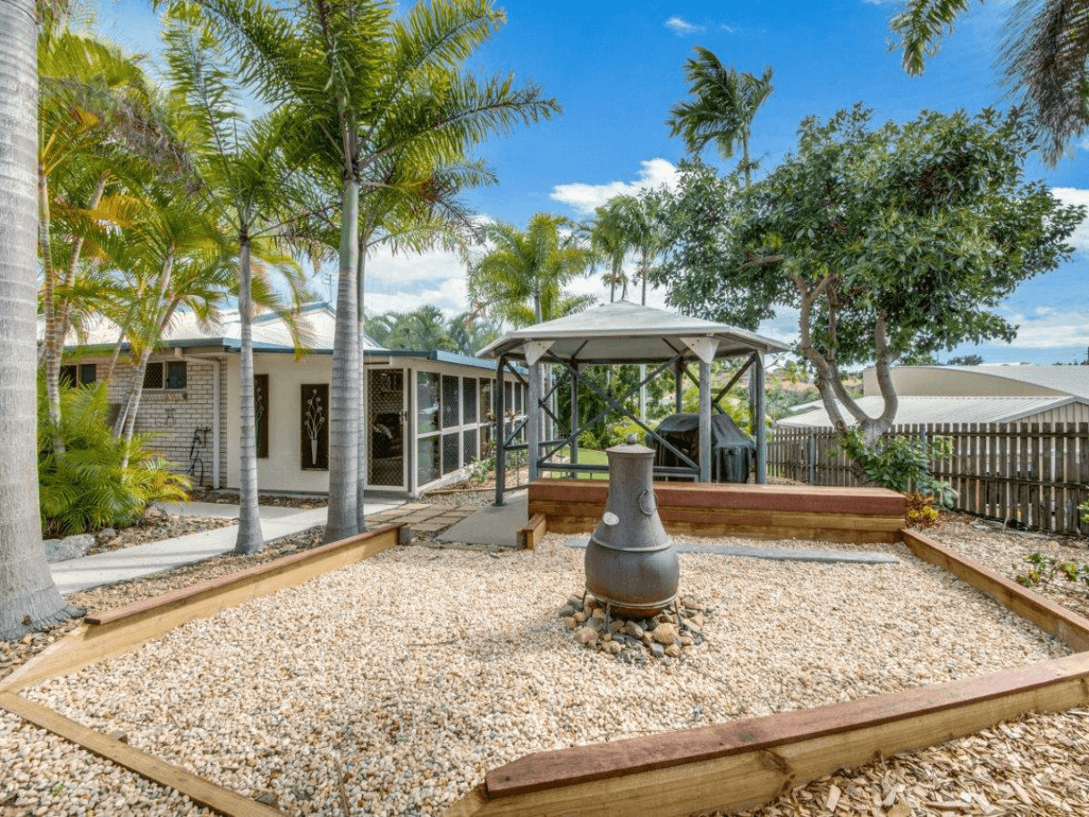 5 Delaney Court, TANNUM SANDS, QLD 4680