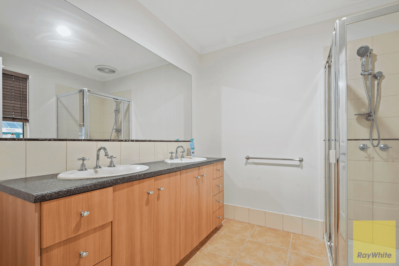 2 Windle Court, TRUGANINA, VIC 3029