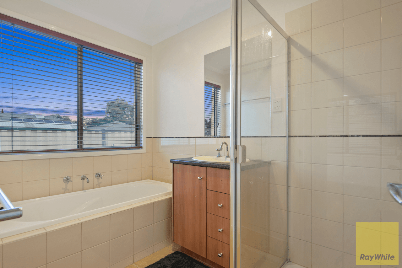 2 Windle Court, TRUGANINA, VIC 3029