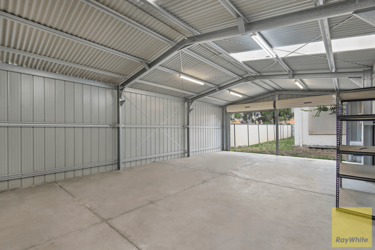 2 Windle Court, TRUGANINA, VIC 3029