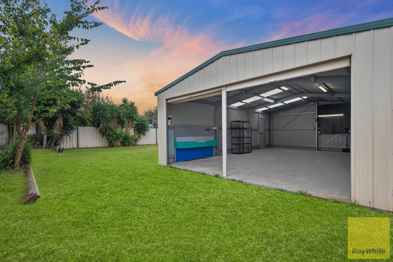 2 Windle Court, TRUGANINA, VIC 3029