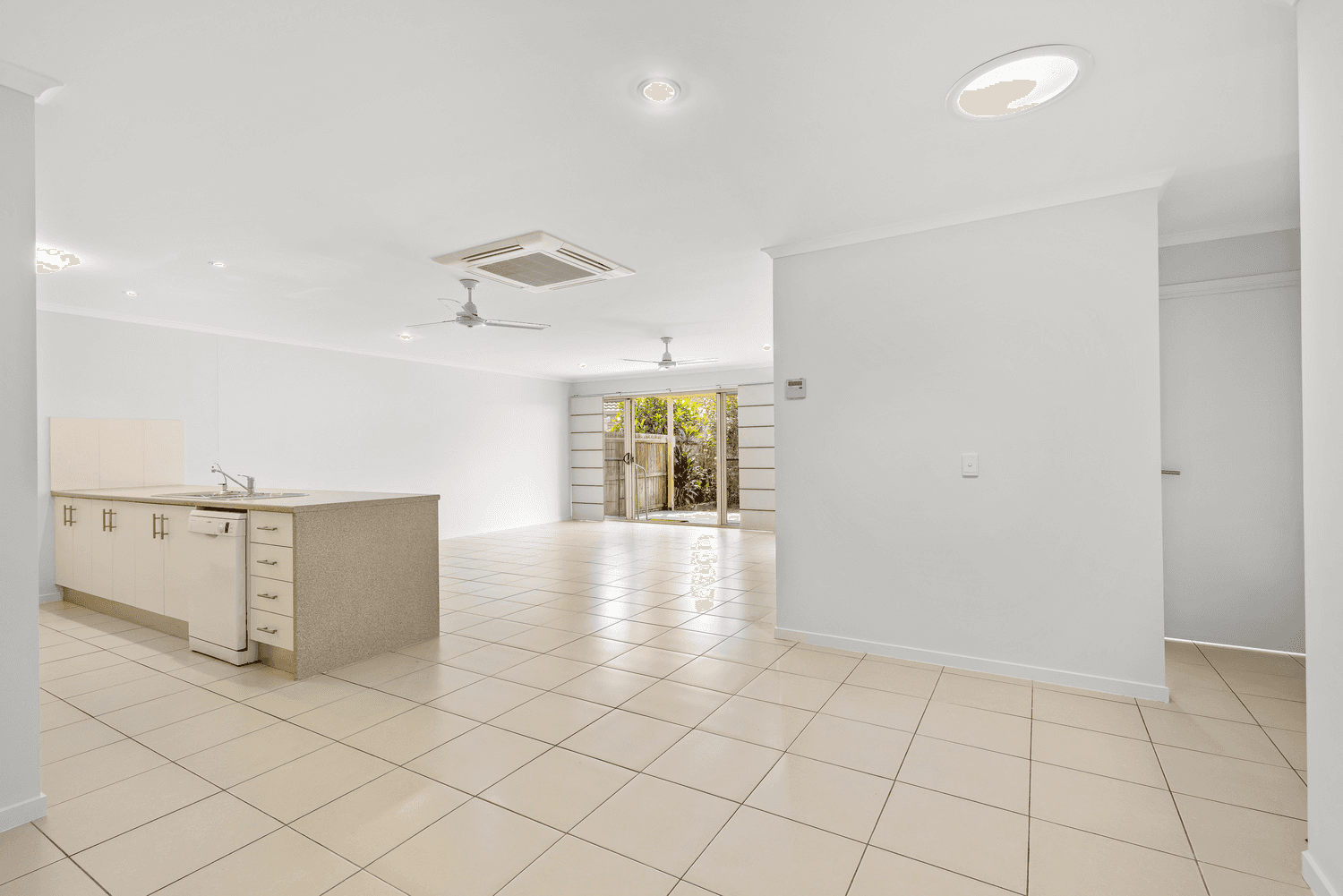 2/35 Maple Street, Yandina, QLD 4561