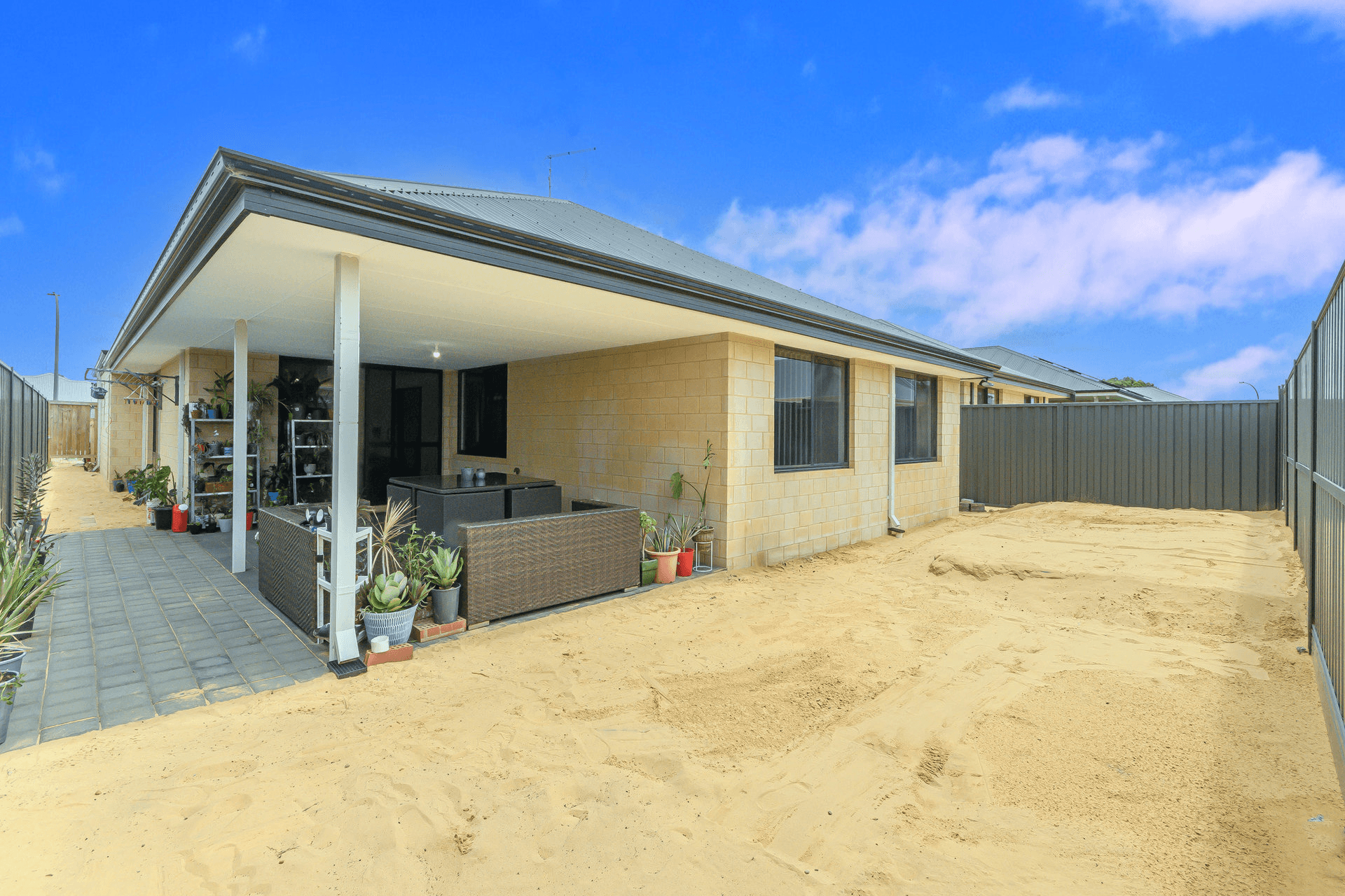 10 Oldfield Street, Hilbert, WA 6112