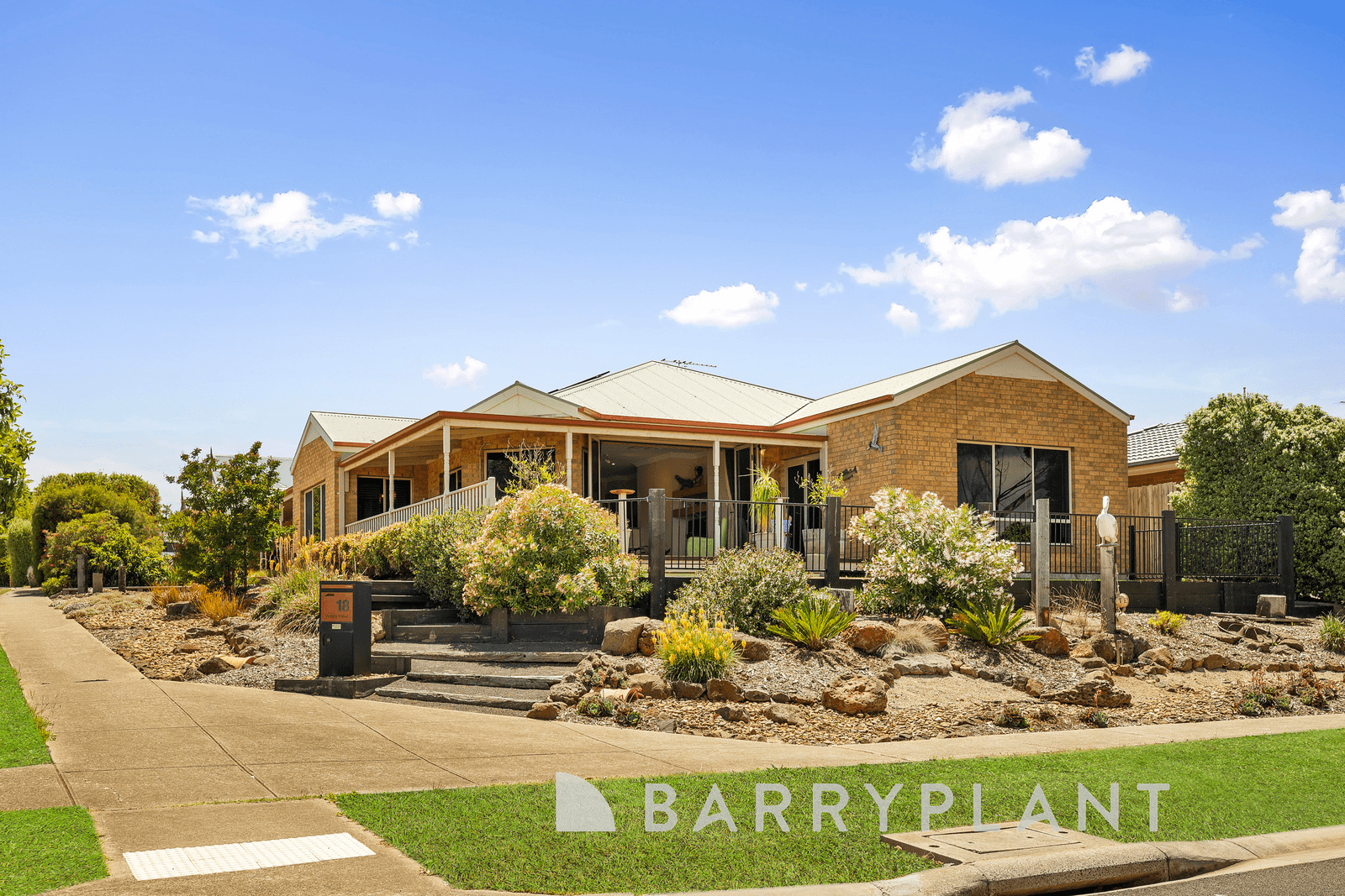 18 Valley View Grove, Harkness, VIC 3337