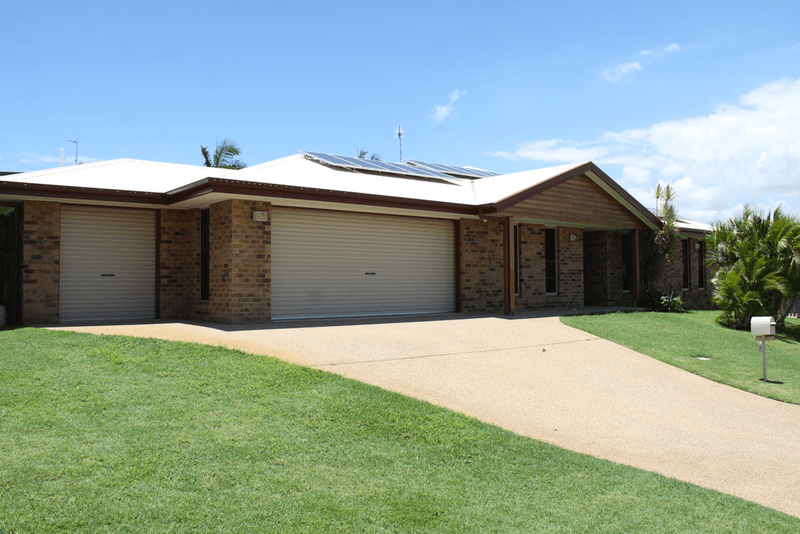 45 Bauhinia Street, BOYNE ISLAND, QLD 4680