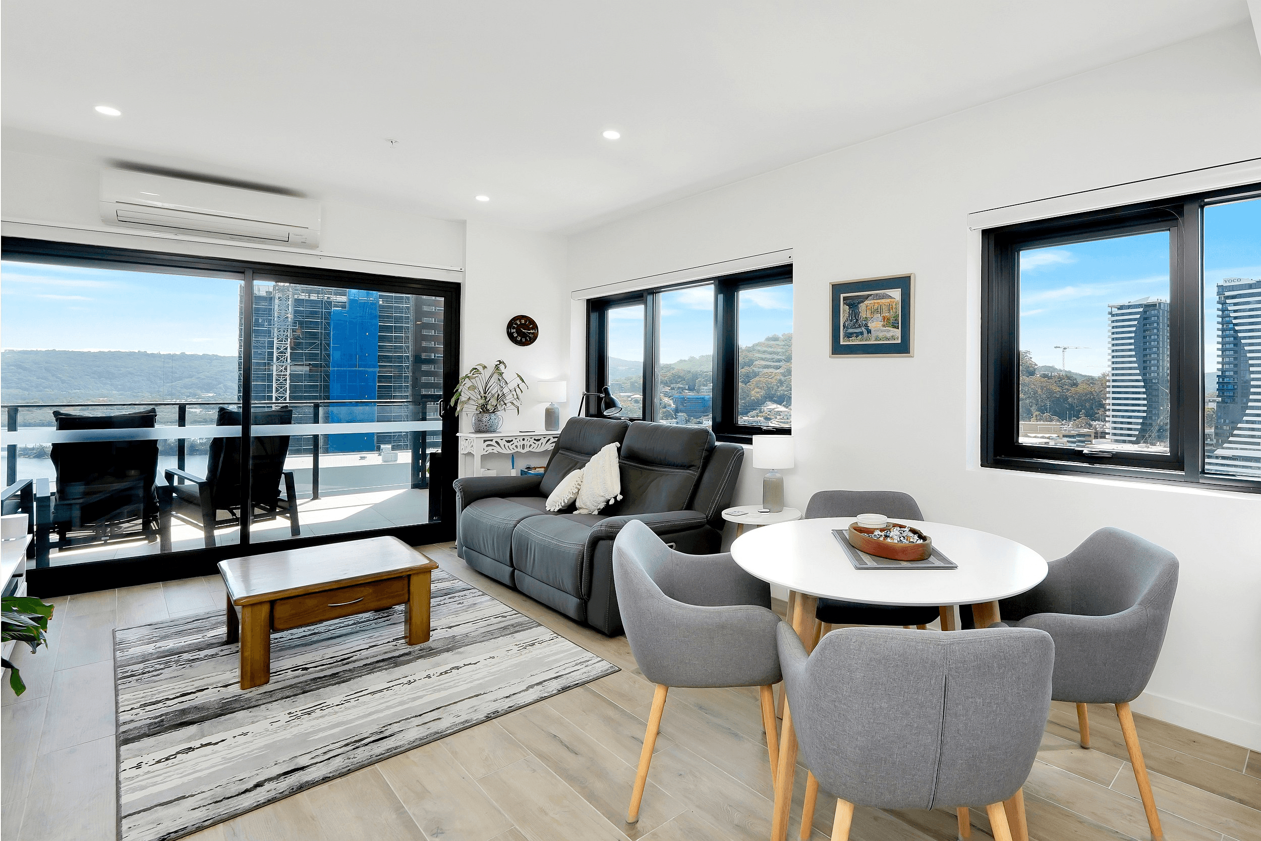 1003/25 Mann Street, GOSFORD, NSW 2250