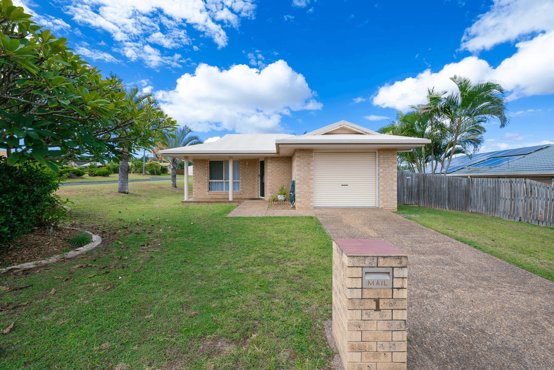 1 Cocas Drive, AVOCA, QLD 4670