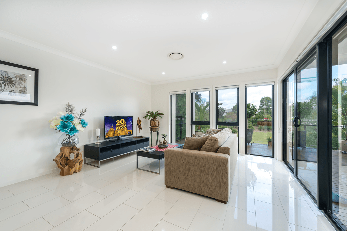 74 Easthill Drive, Robina, QLD 4226