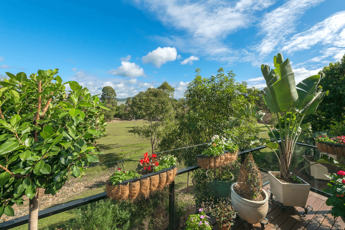 74 Easthill Drive, Robina, QLD 4226