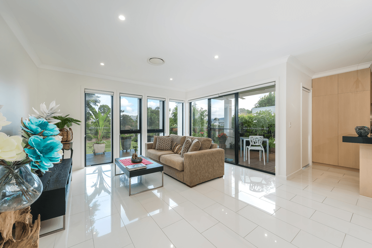 74 Easthill Drive, Robina, QLD 4226