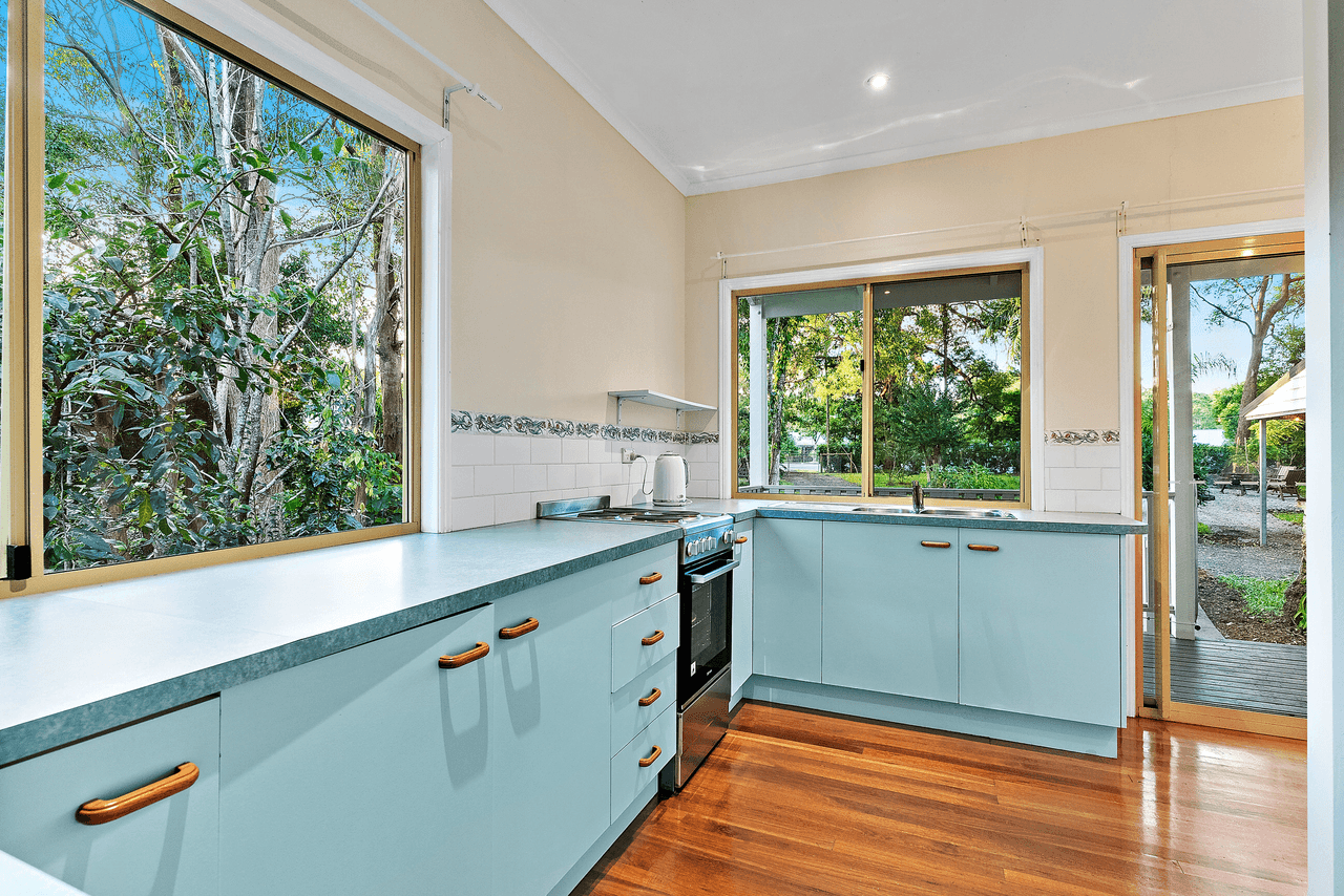 32 Mooloolah Road, MOOLOOLAH VALLEY, QLD 4553