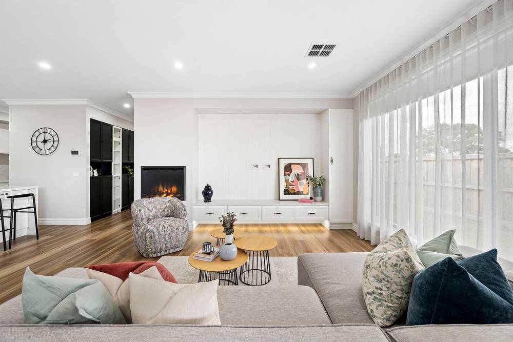 31 Bloom Avenue, Greenvale, VIC 3059