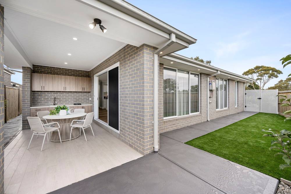 31 Bloom Avenue, Greenvale, VIC 3059