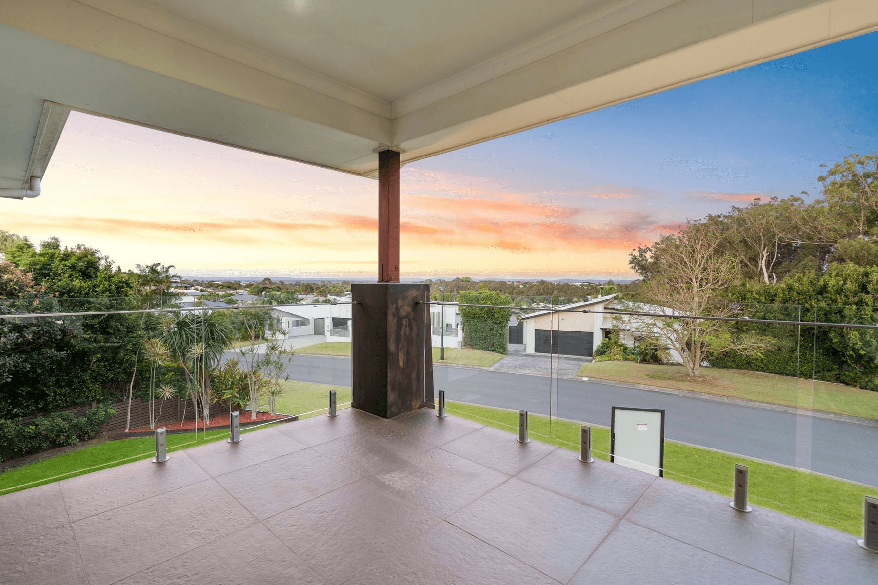 10 Cypress Street, Redland Bay, QLD 4165