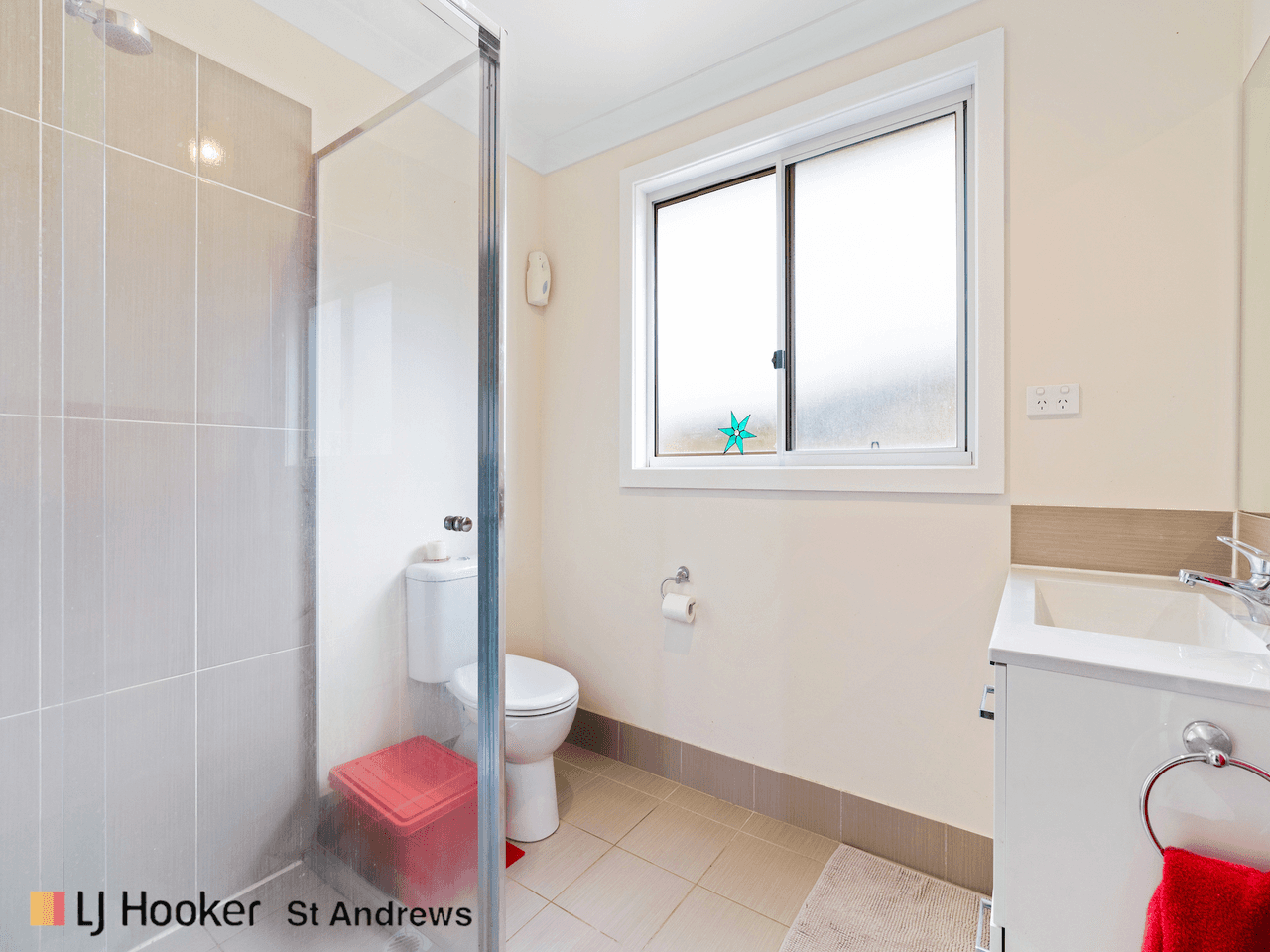10 &amp; 10a Crozier Street, EAGLE VALE, NSW 2558
