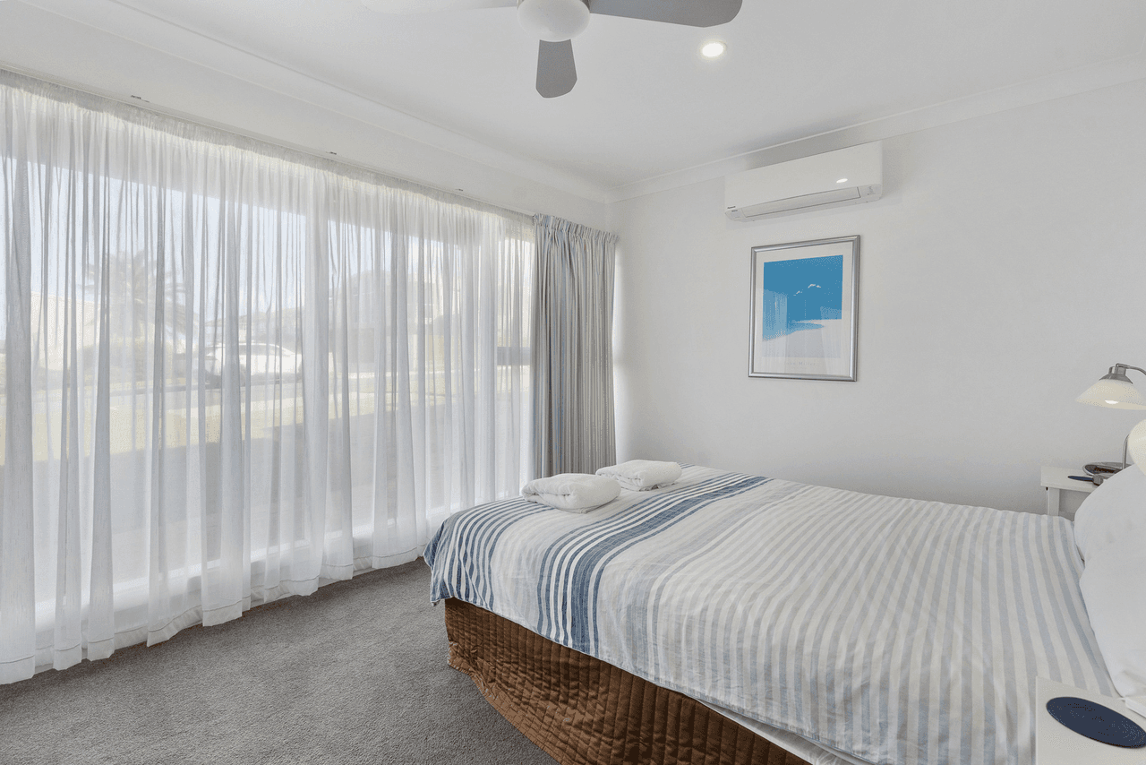 2/4 Hutton Street, PORT ELLIOT, SA 5212