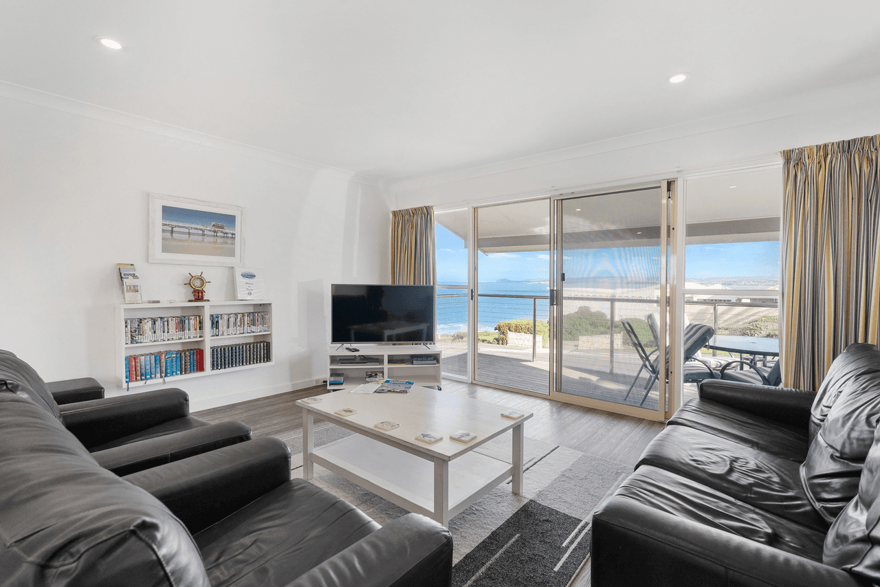 2/4 Hutton Street, PORT ELLIOT, SA 5212