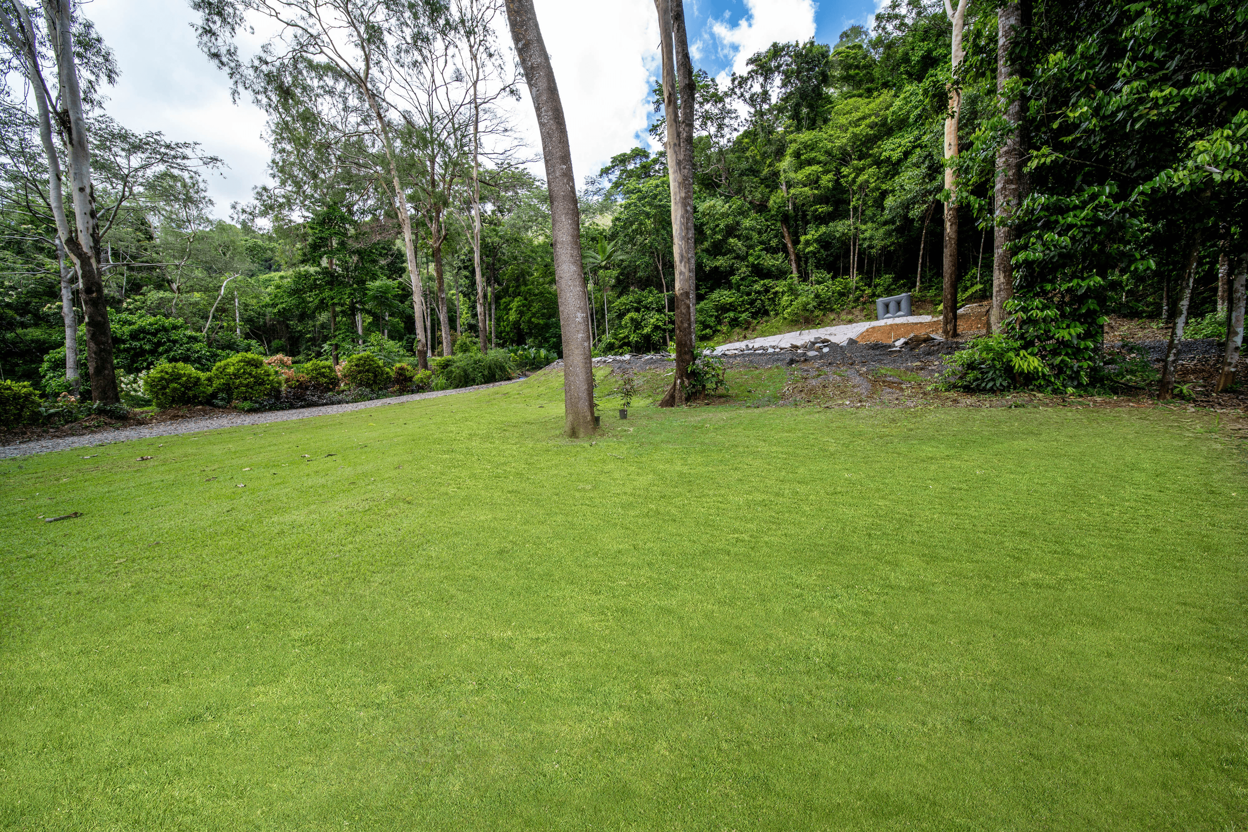 42 Woodridge Close, REDLYNCH, QLD 4870